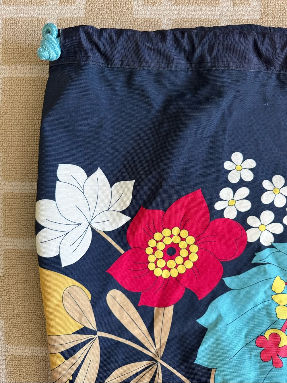 Vera Bradley Dorm Laundry Bag College Move-In Travel Hamper Navy Floral XL - Picture 7 of 14
